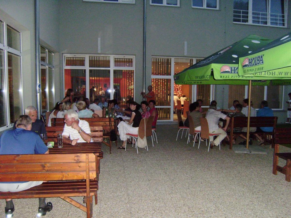 Sport Hotel Ticha Orlice Ústí nad Orlicí Dış mekan fotoğraf